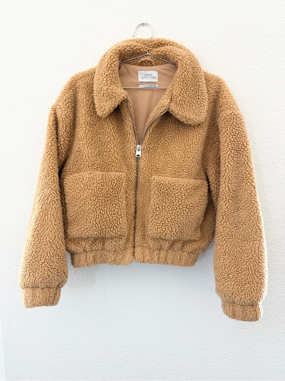URBAN OUTFITTERS Teddy Jacket Full Zip-Up Crop Beige Coat Size Small